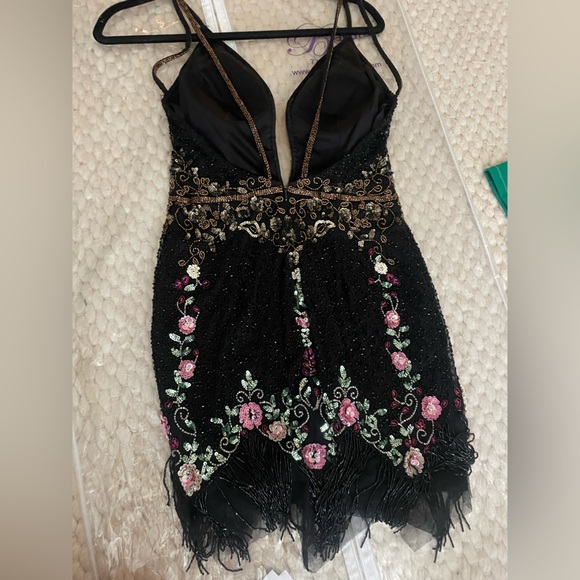 Brauva Dress: - Picture 4 of 4